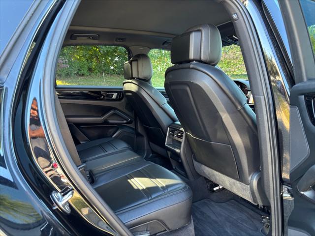 2020 Porsche Cayenne Unknown