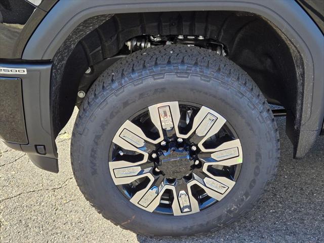 2026 GMC Sierra 2500HD Crew Cab, Standard Bed, Denali, 4WD