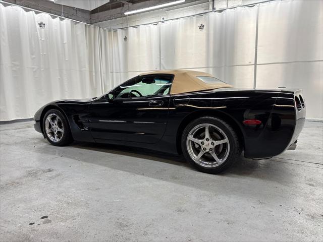 2001 Chevrolet Corvette Base