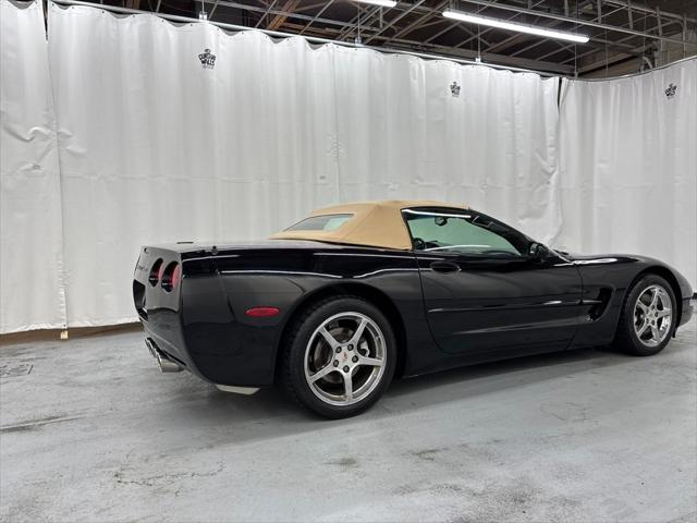 2001 Chevrolet Corvette Base