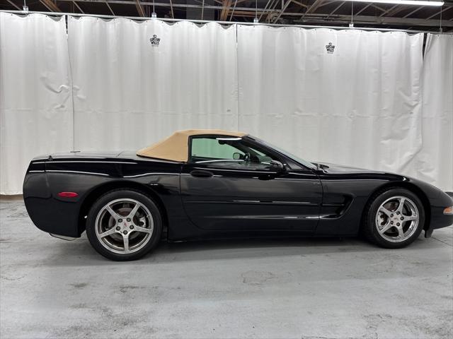 2001 Chevrolet Corvette Base