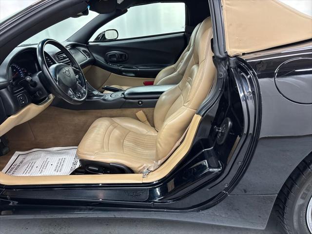 2001 Chevrolet Corvette Base