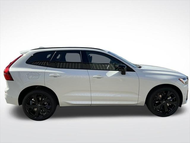2026 Volvo XC60 B5 Ultra Black Edition