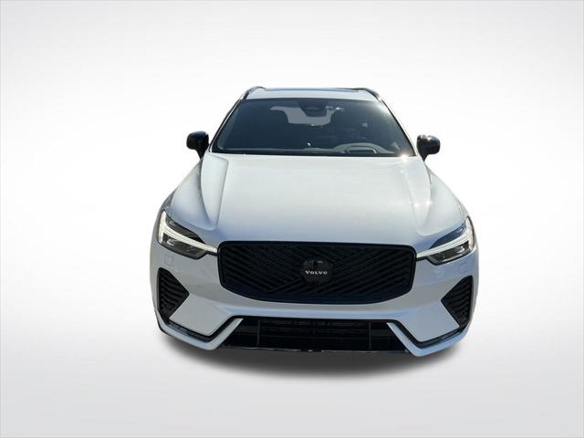 2026 Volvo XC60 B5 Ultra Black Edition