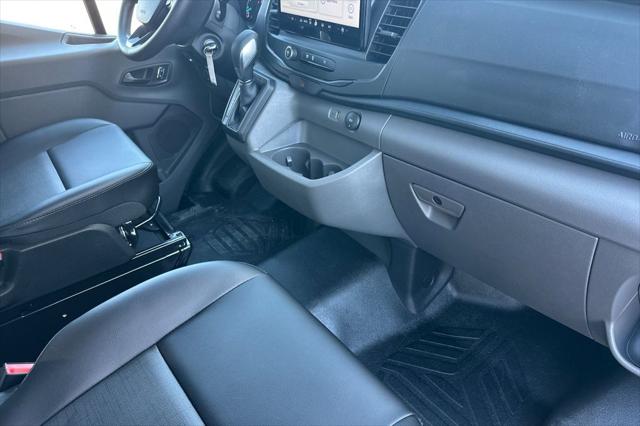 2025 Ford Transit Cargo Van Base