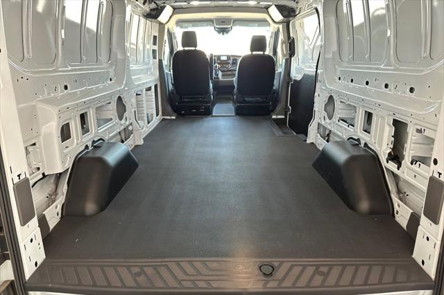 2025 Ford Transit Cargo Van Base
