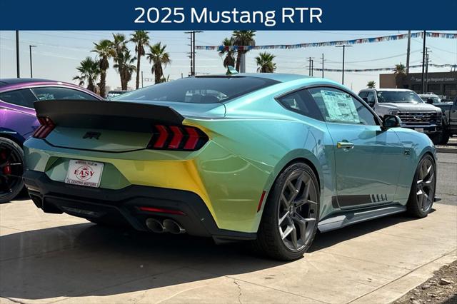 2025 Ford Mustang GT Premium Fastback