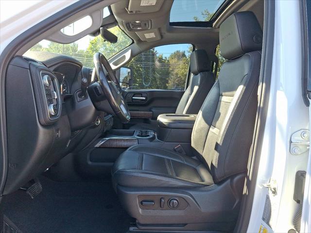 2020 GMC Sierra 2500HD 4WD Crew Cab Standard Bed Denali