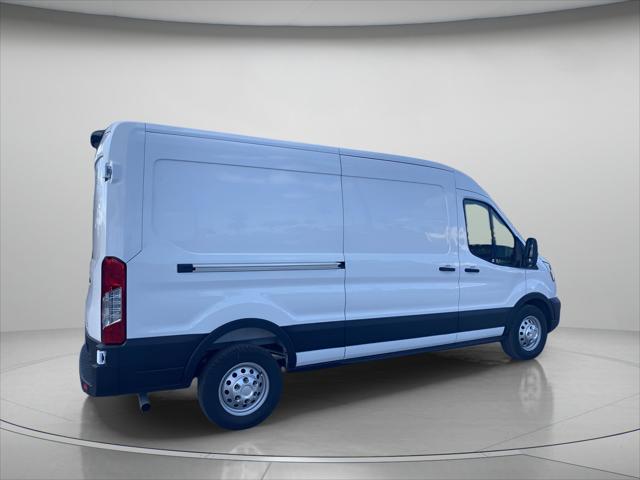 2026 Ford Transit Cargo Van T-250 148 Med Rf 9150 GVWR AWD