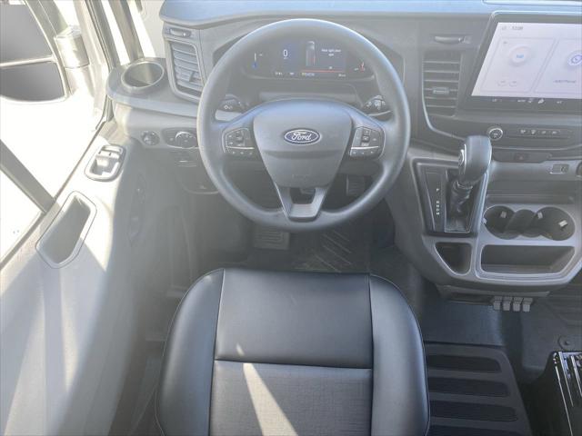 2026 Ford Transit Cargo Van T-250 148 Med Rf 9150 GVWR AWD