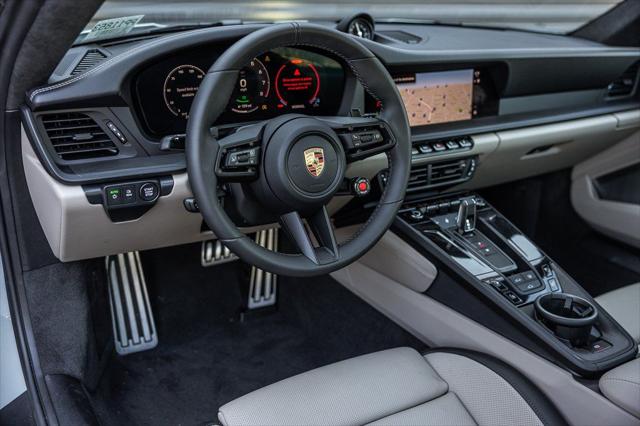 2025 Porsche 911 Carrera GTS