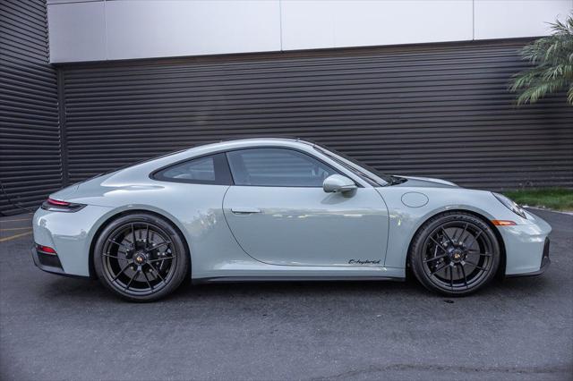 2025 Porsche 911 Carrera GTS