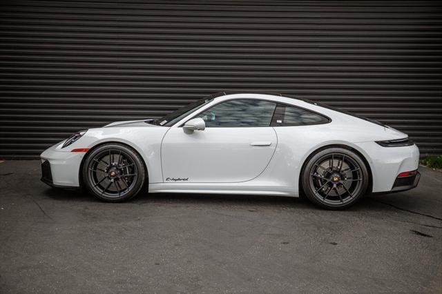 2025 Porsche 911 Carrera GTS