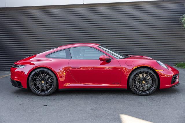 2024 Porsche 911 Carrera GTS