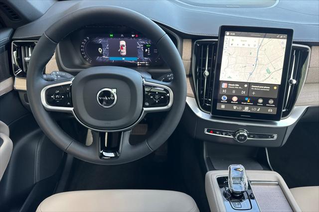 2026 Volvo XC90 Plug-In Hybrid Plus, T8 AWD, Electric/Gasoline, Bright, 7 Seats