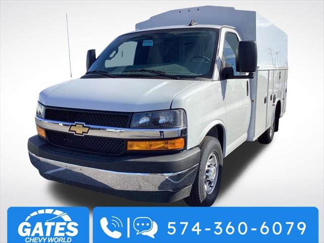 2025 Chevrolet Express Cutaway Work Van