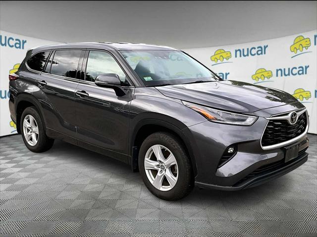 2021 Toyota Highlander LE for sale in Norwood, MA