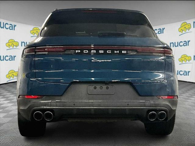 2024 Porsche Cayenne Unknown