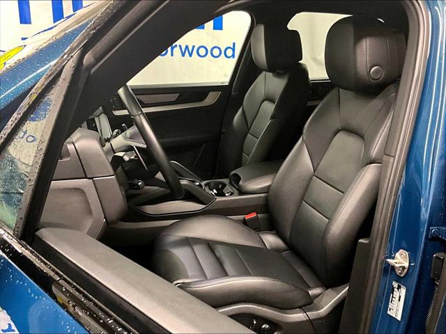2024 Porsche Cayenne Unknown
