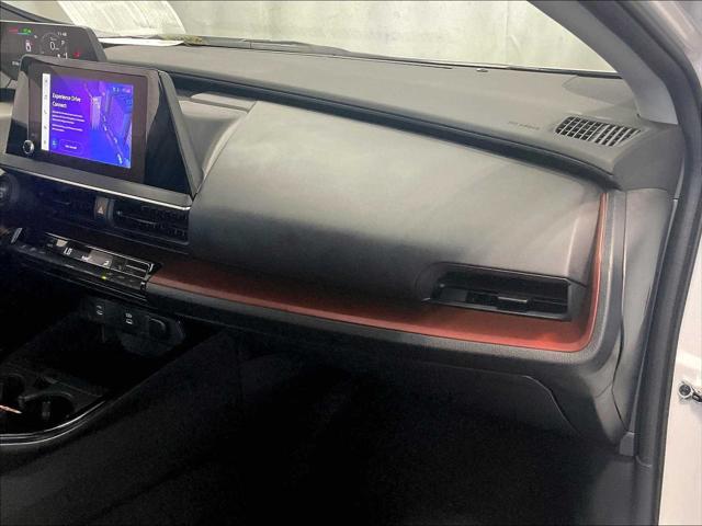 2024 Toyota Prius Prime SE