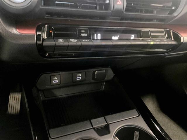 2024 Toyota Prius Prime SE