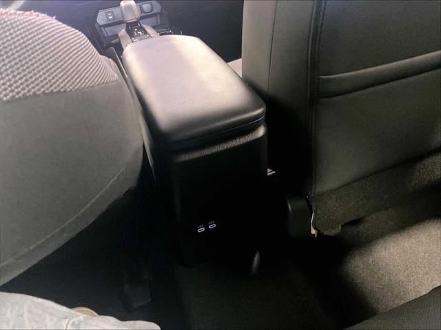 2024 Toyota Prius Prime SE
