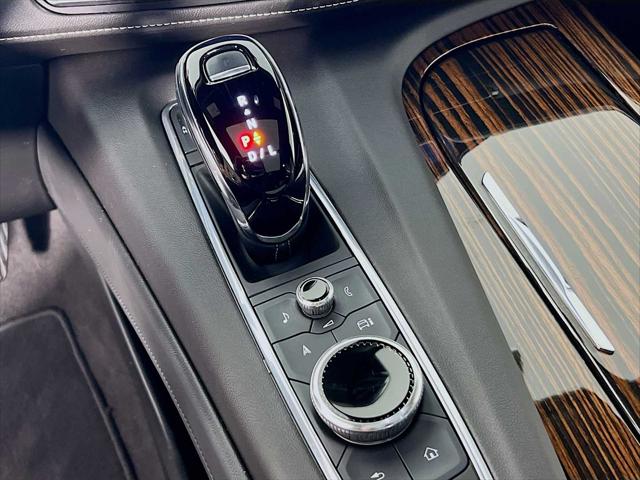 2023 Cadillac Escalade 4WD Premium Luxury