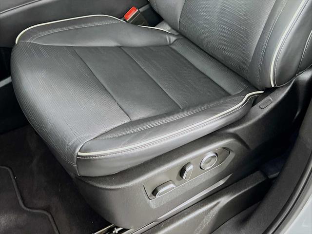 2023 Cadillac Escalade 4WD Premium Luxury