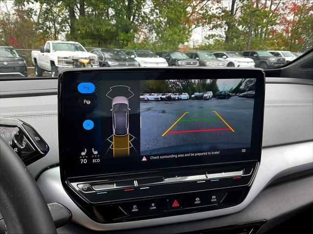 2023 Volkswagen ID.4 Pro