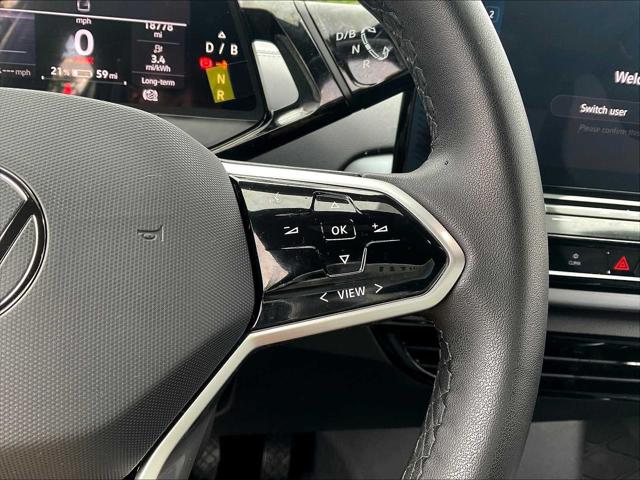 2023 Volkswagen ID.4 Pro