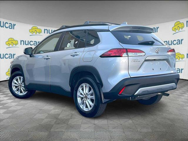 2022 Toyota Corolla Cross LE