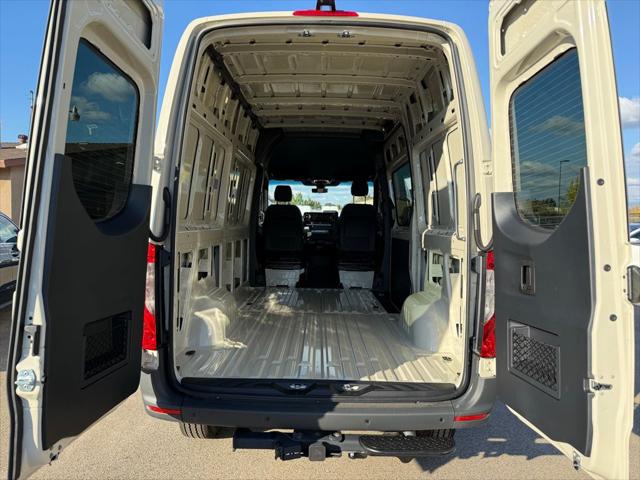 2026 Mercedes-Benz Sprinter Cargo Van Standard Roof 4-Cyl Diesel HO