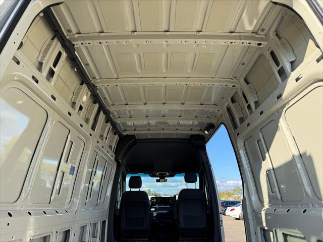 2026 Mercedes-Benz Sprinter Cargo Van Standard Roof 4-Cyl Diesel HO