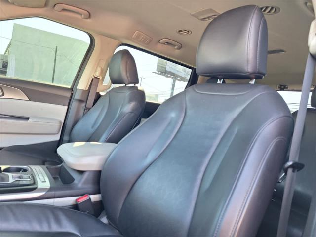 2023 Kia Carnival MPV LX Seat Package