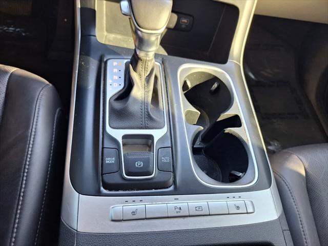 2023 Kia Carnival MPV LX Seat Package