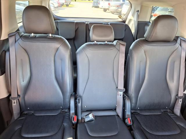 2023 Kia Carnival MPV LX Seat Package