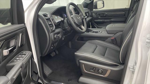 2026 RAM Ram 1500 RAM 1500 LIMITED CREW CAB 4X4 64 BOX