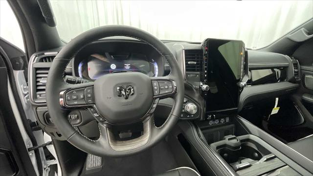 2026 RAM Ram 1500 RAM 1500 LIMITED CREW CAB 4X4 64 BOX