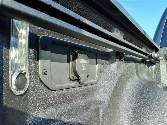 2026 Ram 1500 Express Crew Cab 4x2 5'7" Box