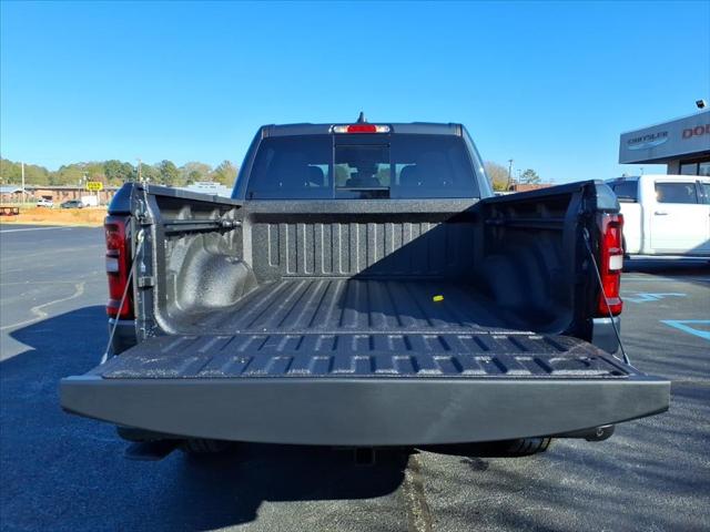 2026 Ram 1500 Express Crew Cab 4x2 5'7" Box