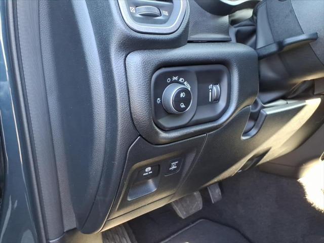 2026 Ram 1500 Express Crew Cab 4x2 5'7" Box