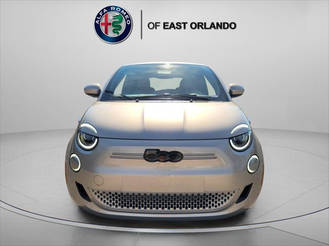 2025 Fiat FIAT 500e GIORGIO ARMANI Collectors Edition 2025 Fiat FIAT 500e GIORGIO ARMANI Collectors Edition