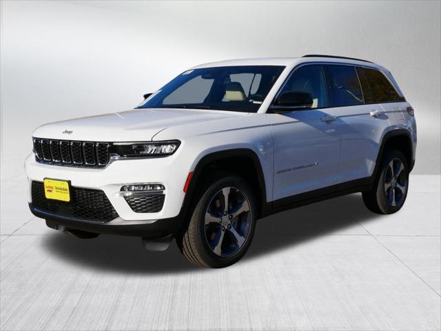 2025 Jeep Grand Cherokee GRAND CHEROKEE LIMITED 4X4 2025 Jeep Grand Cherokee GRAND CHEROKEE LIMITED 4X4