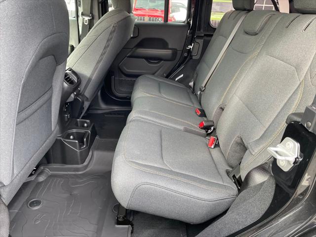 2026 Jeep Wrangler 4-Door Sahara 4x4