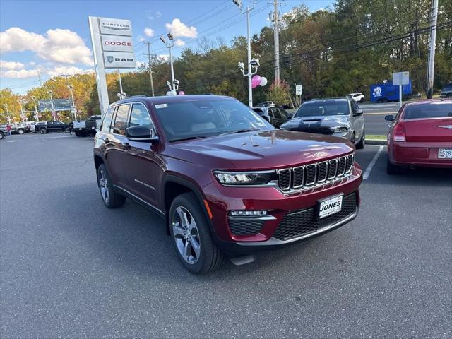 2025 Jeep Grand Cherokee GRAND CHEROKEE LIMITED 4X4