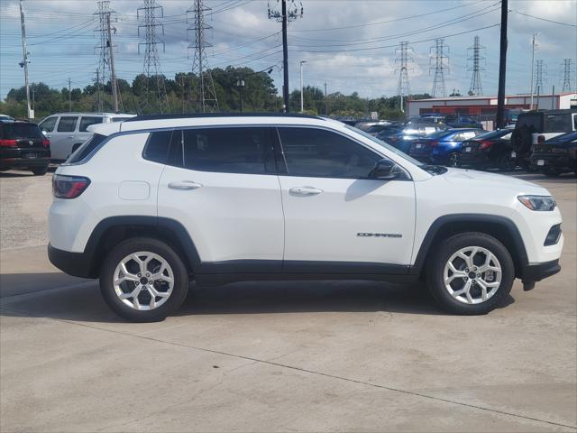 2026 Jeep Compass COMPASS LATITUDE 4X4