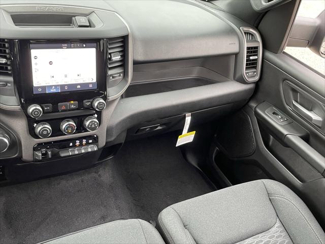 2026 Ram 1500 Express Crew Cab 4x2 5'7" Box
