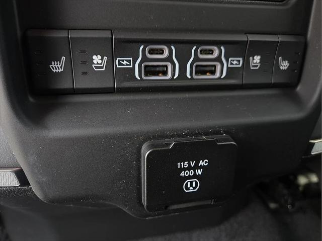 2026 Ram 1500 Tungsten Crew Cab 4x4 5'7" Box