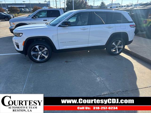 2025 Jeep Grand Cherokee GRAND CHEROKEE LIMITED 4X2 2025 Jeep Grand Cherokee GRAND CHEROKEE LIMITED 4X2