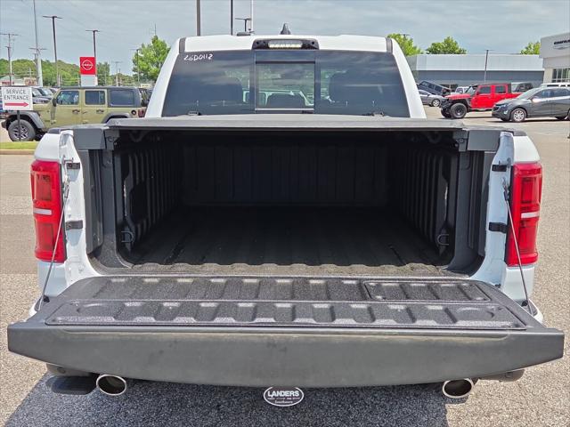 2026 Ram 1500 Tungsten Crew Cab 4x4 57 Box